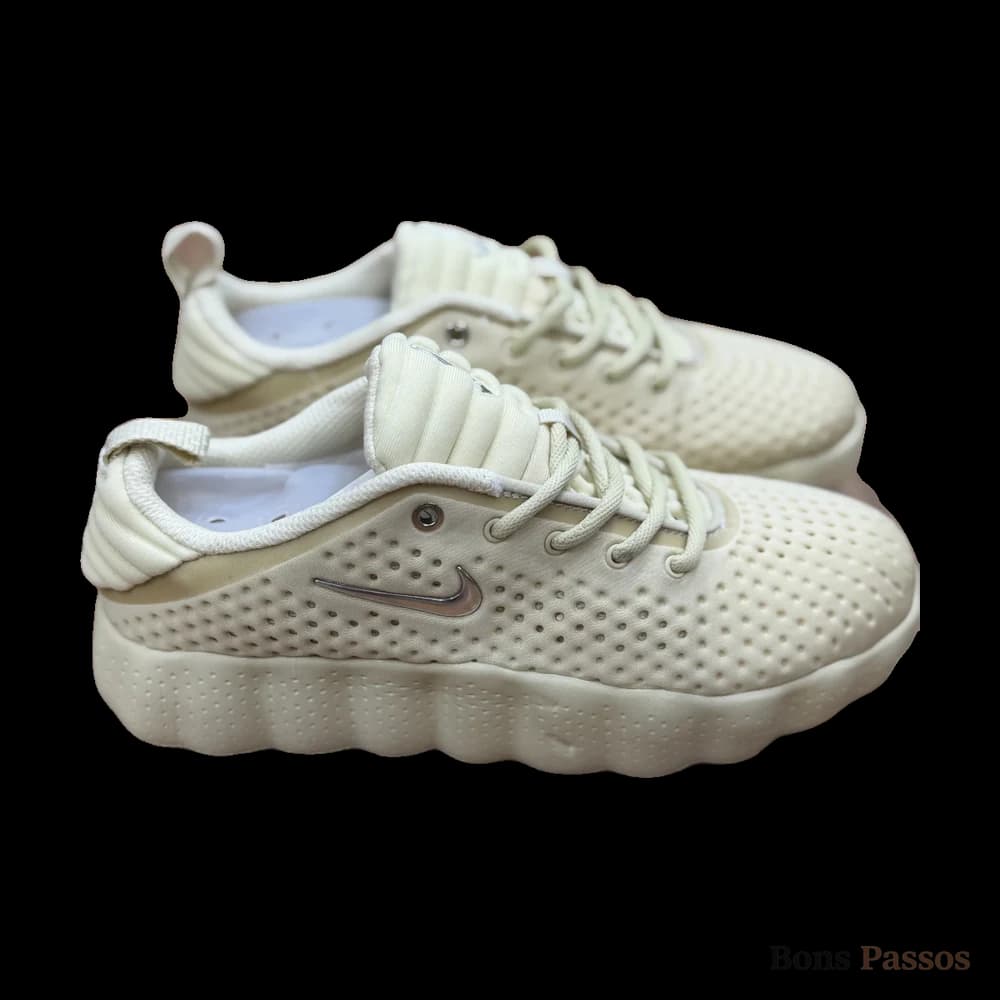 Nike Mind 002