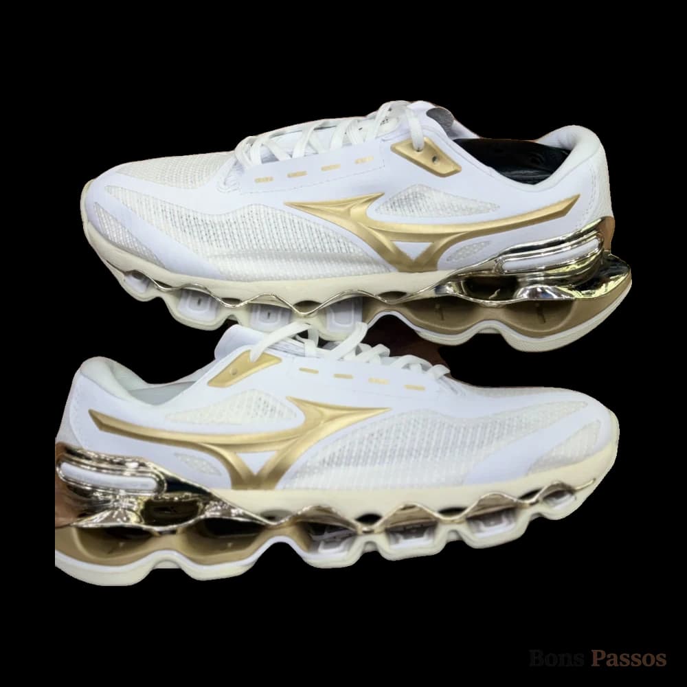 Mizuno Wave Prophecy 15